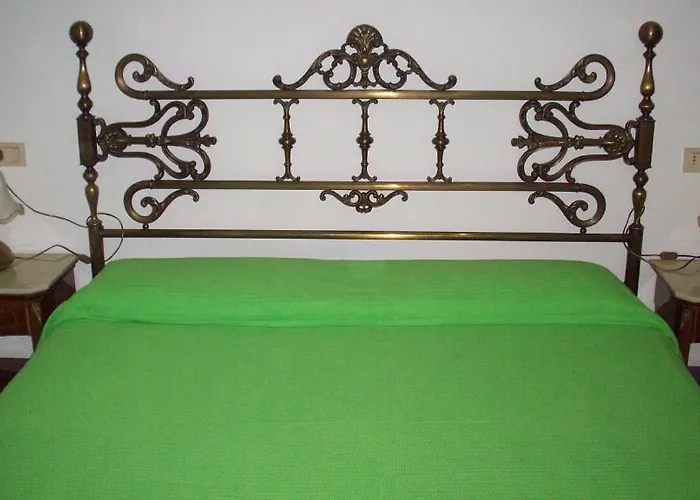 Bed & Breakfast Sant' Eurosia Болонья